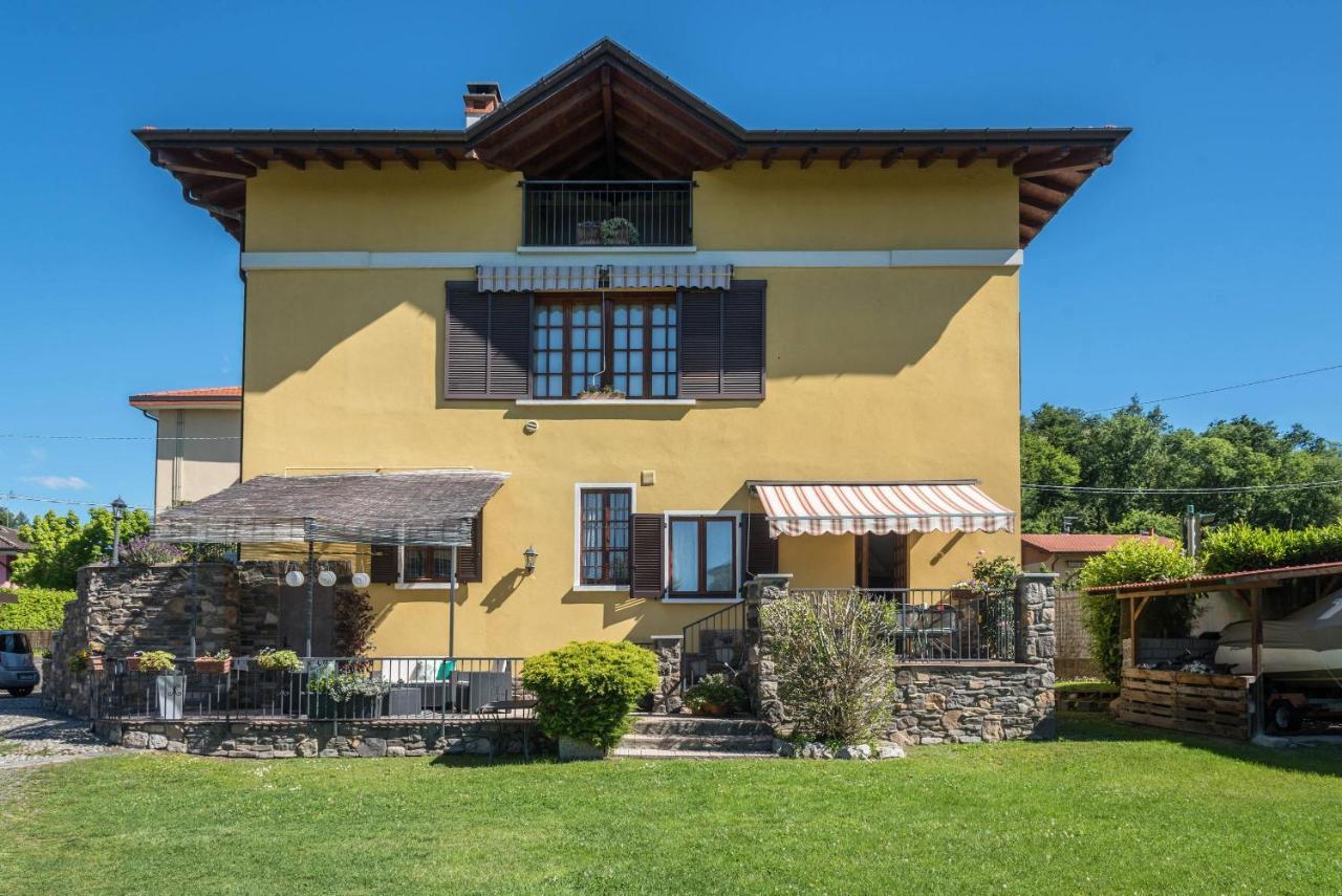 Tinas Yellow Home Leggiuno エクステリア 写真