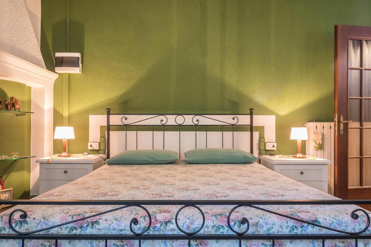 Tinas Yellow Home Leggiuno エクステリア 写真
