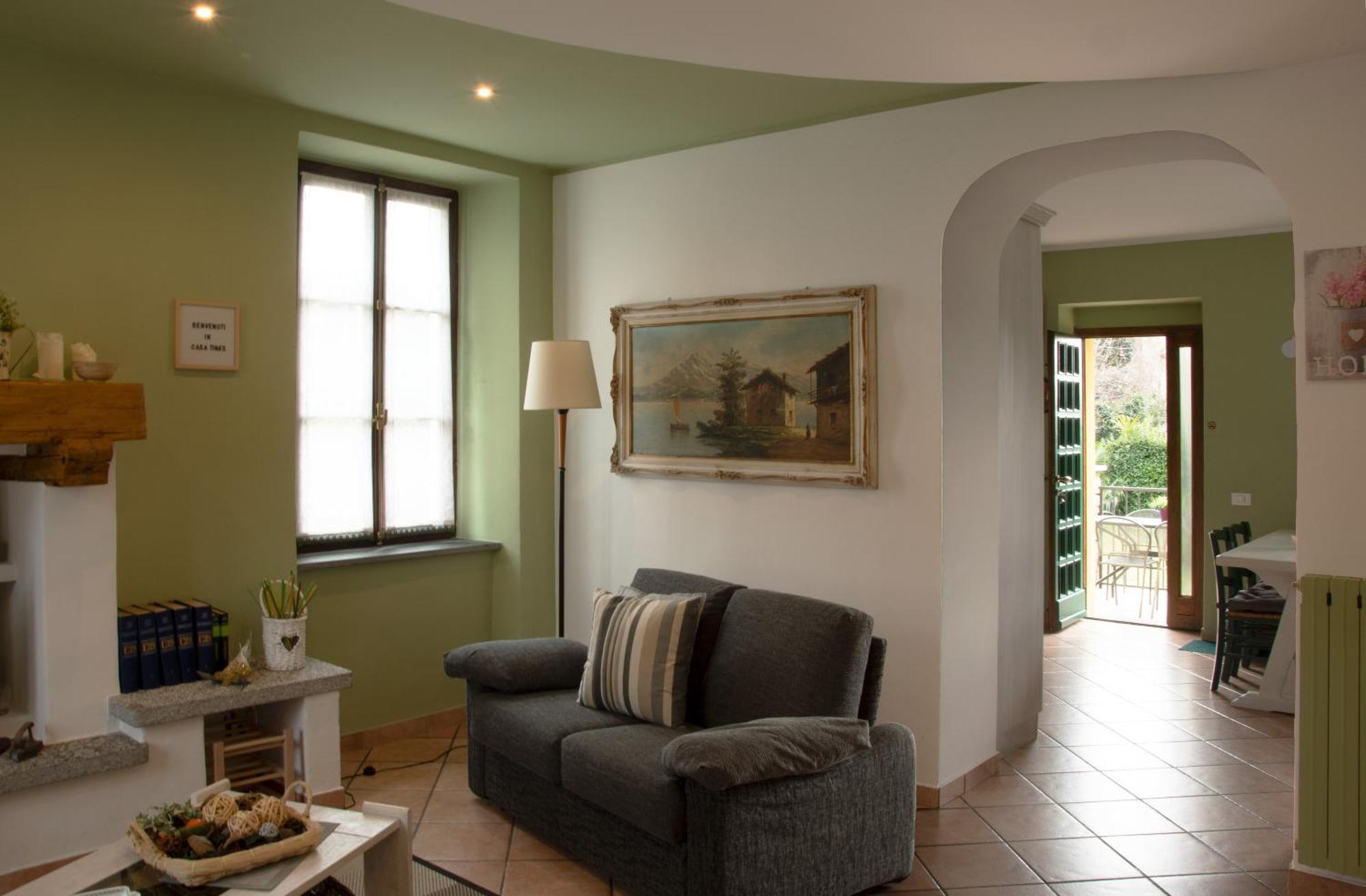 Tinas Yellow Home Leggiuno エクステリア 写真
